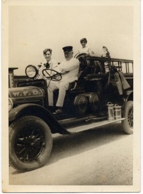 Oakville Firefighters. Courtesy of the Oakville Historical Society