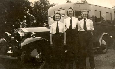 Civil Defence Ambulance Drivers in England, in 1942. Courtesy the Oakville Museum.